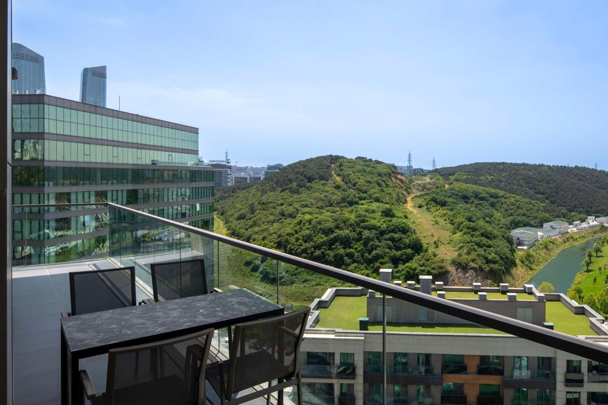 Radisson Residences Vadistanbul Luaran gambar